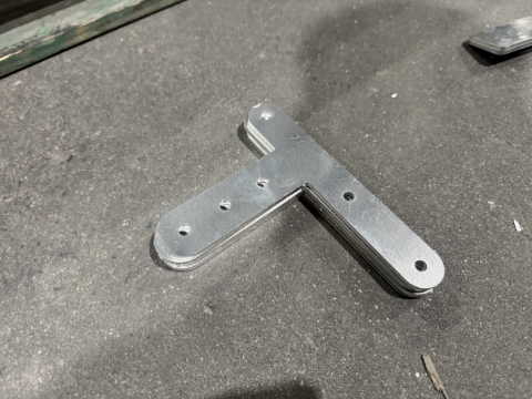 <p>4 x T Brace in 4mm. Part #:..................<br></p>