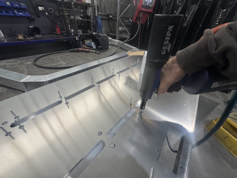 <p>Do the remaining floor rivets</p>