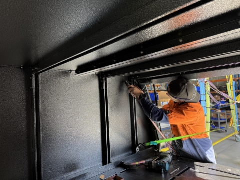 <p>Once you’re happy that canopy is square tighten all of the Fasteners</p>