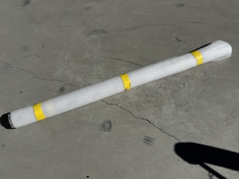 <p>Pack the two mount rails together and wrap in foam</p>