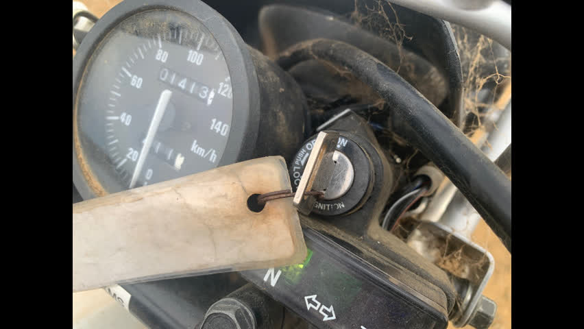 <p>Turn key on</p>
