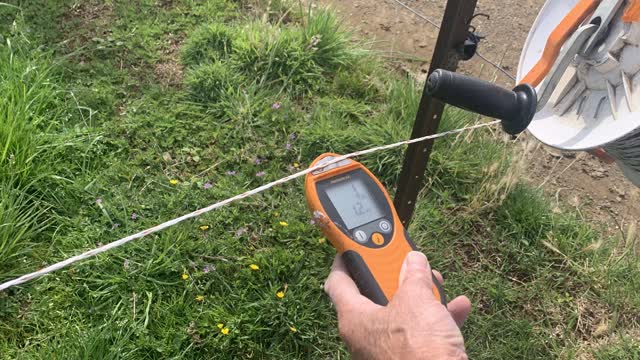 <p>Test the power on the break fence beside the reel.</p>