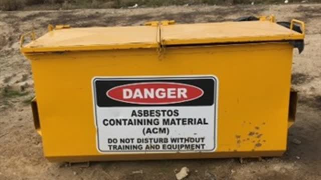 <p>Place debris in the waste container.</p>
