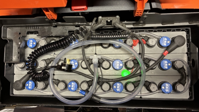 <p><strong>Battery Water Levels</strong></p><p>A GREEN indicator light indicates the battery does not<em> </em>require water. A RED indicator light indicates the battery needs to be filled.</p><p>Each battery cell contains a white float that indicates the water level. This serves as an additional visual indicator of when water may be needed.</p><blockquote><p><strong>Important: </strong>Always refill the battery with water after charging, never before.</p></blockquote><p></p>