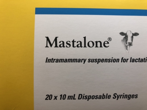 <p><strong>Please READ/ UNDERSTAND AND CONVEY TO STAFF information on correct usage and click the complete step.</strong></p><p></p><p><strong>USE</strong></p><p>For treatment of mastitis ONLY. This is a ONCE A DAY TREATMENT.</p><p><strong>DOSE</strong></p><p>Clean teat end with a teat wipe. Insert one tube daily in effected quarter for a maximum of 3 treatments.</p><p><strong>WITH HOLD</strong></p><p>Withholding periods. Milk 7 days on twice a day milking. Alternative milking intervals will need a variance in withhold. Meat 30 days. Don’t feed milk to sale calves.</p>