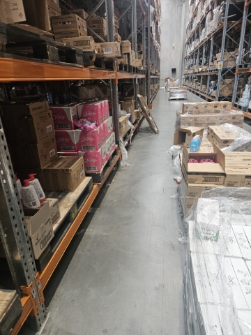 <p>Pallet placed on its side.</p>