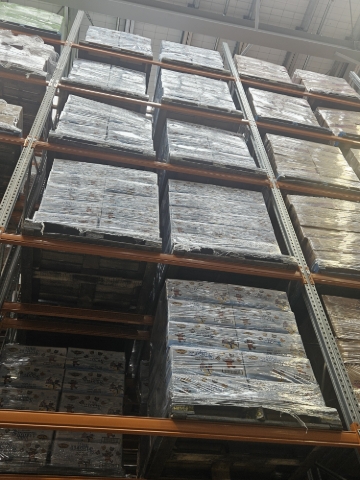 <p>Excellent, all mini teddy pallets stored in one bay.</p>