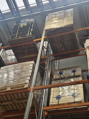 <p>Pallets found in overhang condition and unsafe manner. </p>