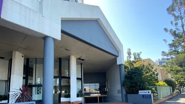 <p>You will be collecting keys at the rear entrance of Park Regis on 11 May Street, Brisbane City.</p>

