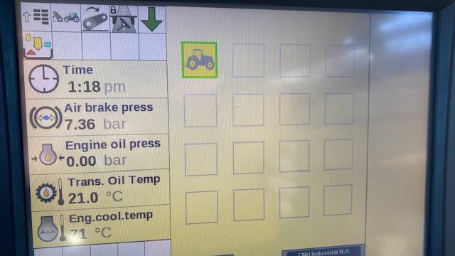 <p>First tractor monitor screen.</p>