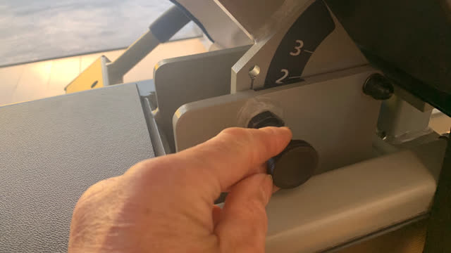 <p>Set your backrest.
Here it’s set at 2.</p>