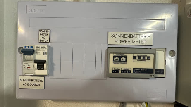 <p>This photo shows the left hand switches above the battery in the garage</p>
