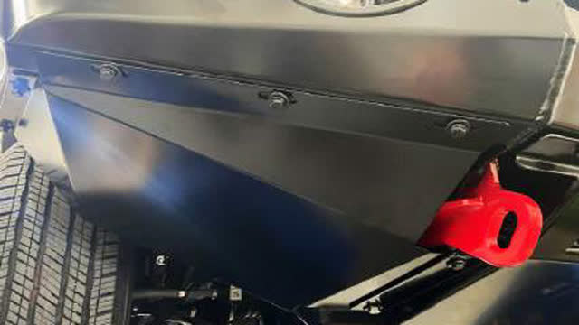<p>On the left hand side of the vehicle, install outer wing plate with hardware supplied, securing to lower bull bar and wing protection plate bracket.</p>
