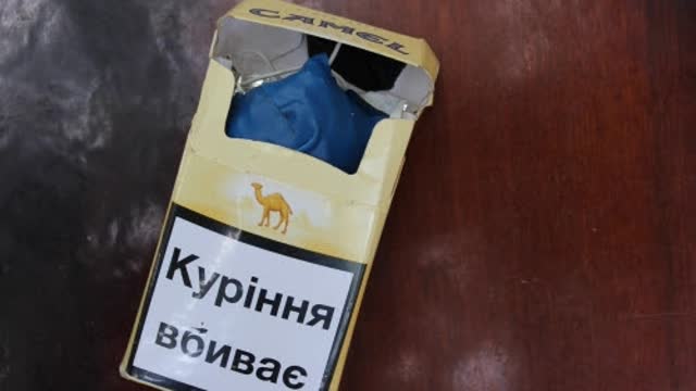 <p>Дії у громадському транспорті: спробуйте встановити, чий предмет/річ, опитайте людей, що перебувають поруч. Якщо господар не встановлений – негайно повідомте про знахідку водія.</p>