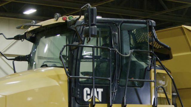 <ul>
<li>Your machine has a rollover protection structure (ROPS) and falling object protective structure (FOPS).</li>
<li>Visually inspect your ROPS and FOPS for signs of structural damage.</li>
</ul>