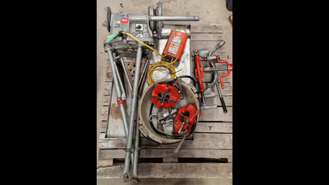 <p>Arrange the RIDGID 300 Power Drive and all its accessories neatly on a pallet, ready for hire. Confirm that all items are present, accounted for, and organized in a manner consistent with the image for optimal client experience.</p>

