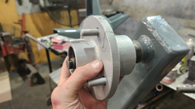 <p>Fit greased hub sets to wheel stubs, and bolt on wheels.</p>

