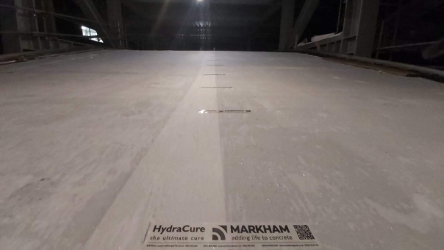 <p>Using the Hydracure Rippa Tape, tape the blanket edges down. This can be done as you are rolling the blanket out or once it is all down. Walking down each overlapped edge every 2-3m put down one piece of tape. Run your hand over the tape once in place to ensure that it has adhered to the blanket properly</p>