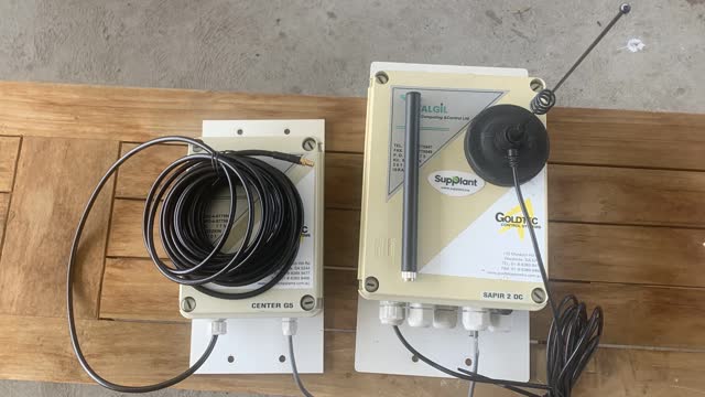 <p>You will have two connected boxes.
Both with aerials. One is pre attached and one isn’t.</p>