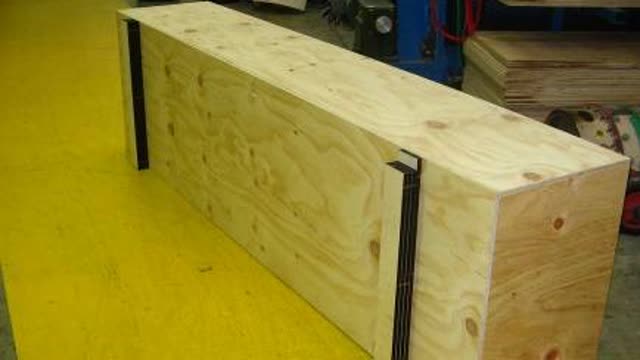 <p>Check underside for protruding nails. The box is now ready for use.</p>