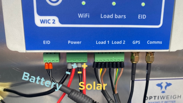 <p>Plug in</p>
