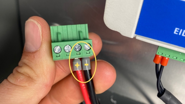 <p>Battery lead</p>