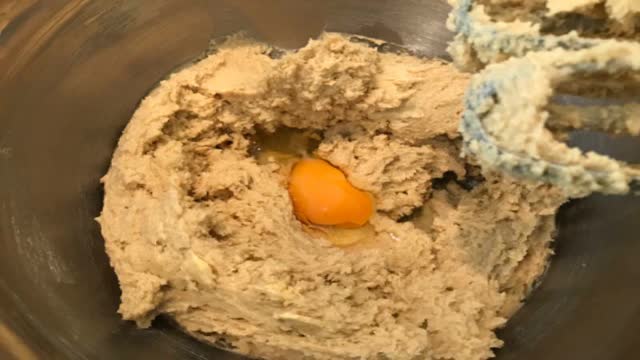 <p>Add eggs one at a time, beating well after each addition.</p>