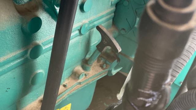 <p>Check oil</p>