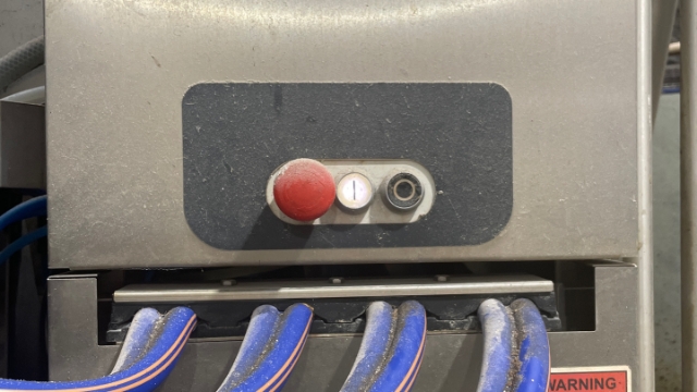 <p>Press black button to shut down</p>