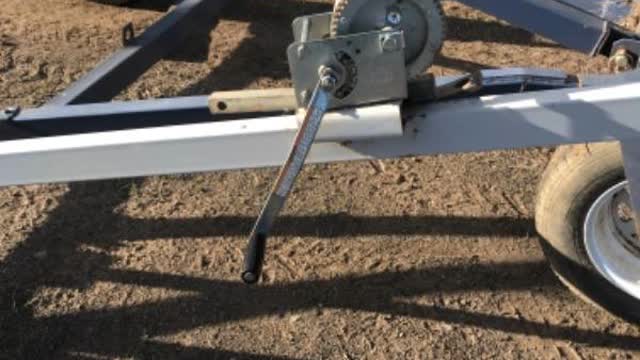<p>Turn this lever anticlockwise until cable is very loose</p>