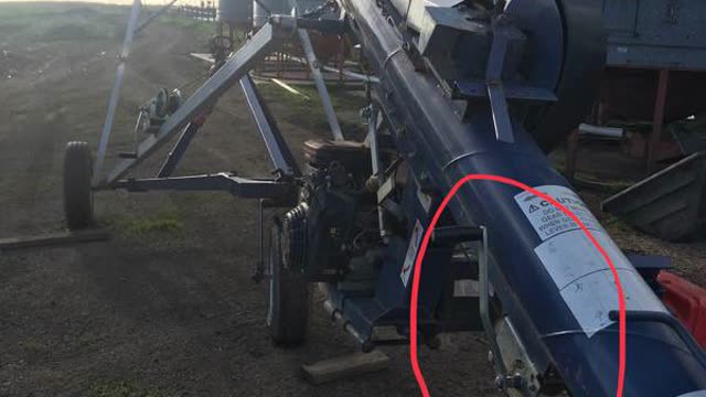 <p>Turn lever in antticlockwise until the pressure is fully released off cable</p>