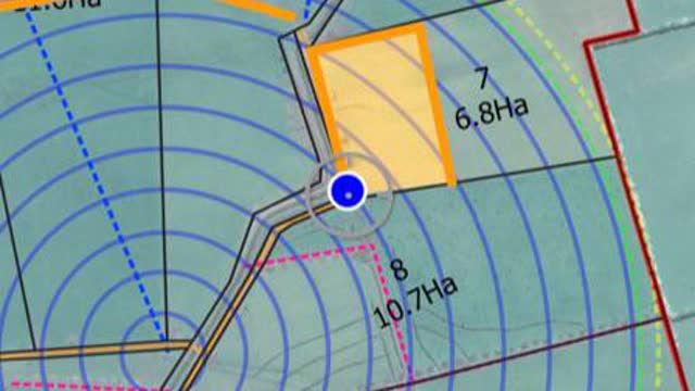 <p>If this is the right size click on the tick ✅</p>