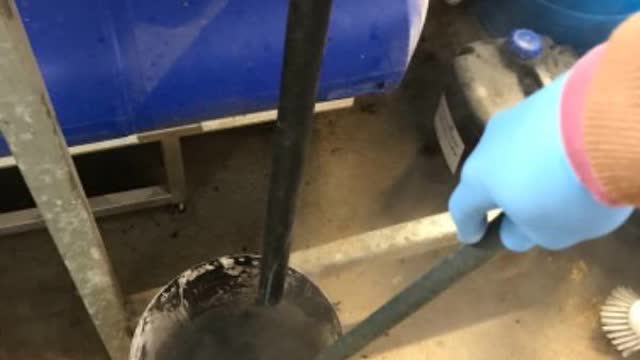 <p>Stir with broom handle at hot water cylinder</p>