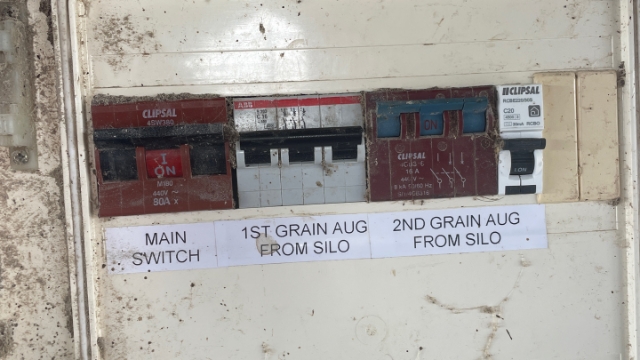 <p>Turn off blue switch second grain auger this is located in the OPF switch board</p>
