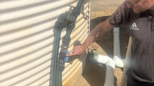 <p>If this valve is shut it doesn’t go from the DAB dam pump to the tank fill and out to the ring main</p>