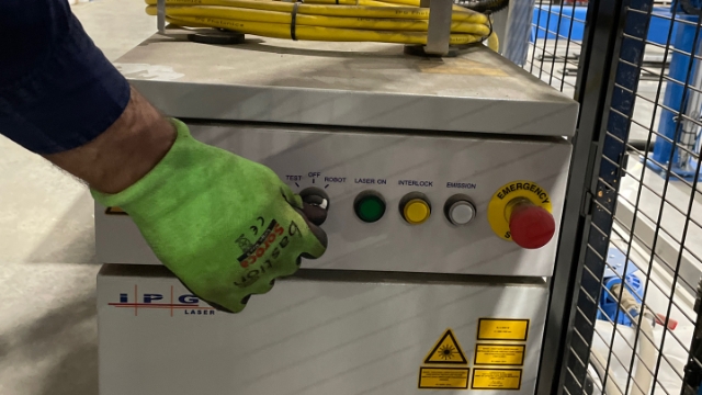<p>Turn the switch to Robot to turn the laser ON.</p>
