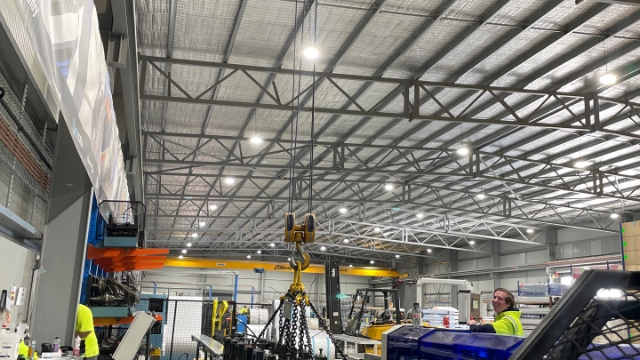 <p>Make sure crane is centred.</p>
