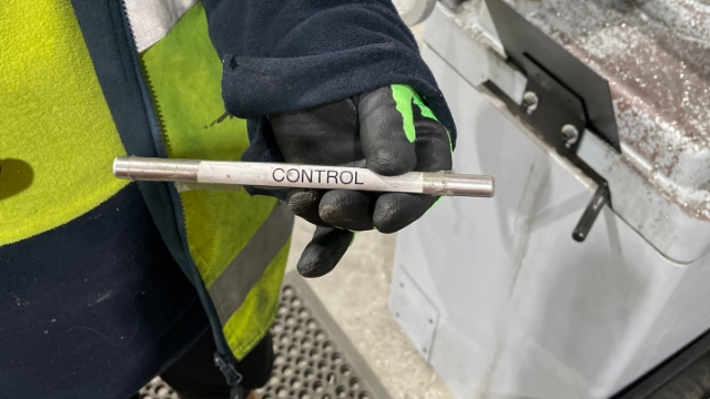<p>Find the control piece.</p>
