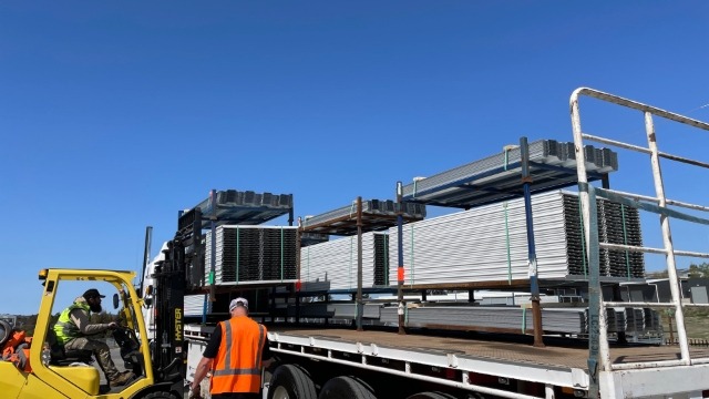 <p>Make sure to communicate with the truck driver and they can help direct the loading of products.</p>
