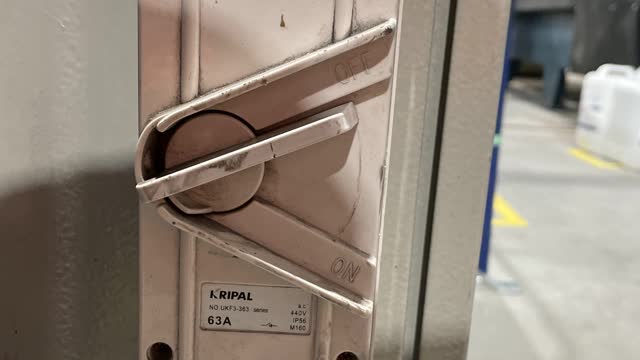 <p>Turn the main isolator switch (power switch) to Off.</p>