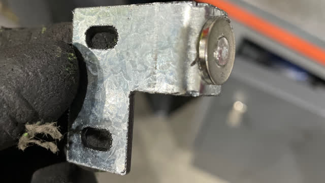 <p>How to install the Kas lock on both Un-Braided and Braided doors;</p>