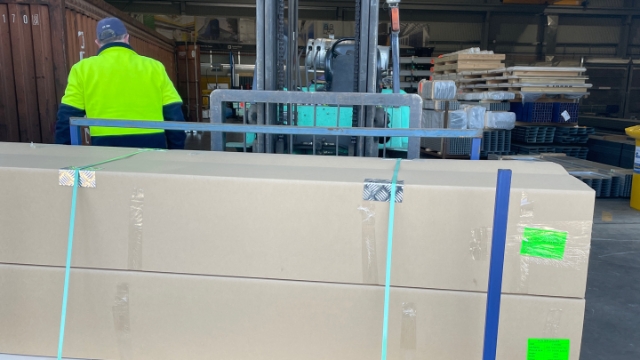 <p>Long bars go on every Roller Door and Swing Door stillages to avoid damages to the product when strapped onto the truck.</p>
