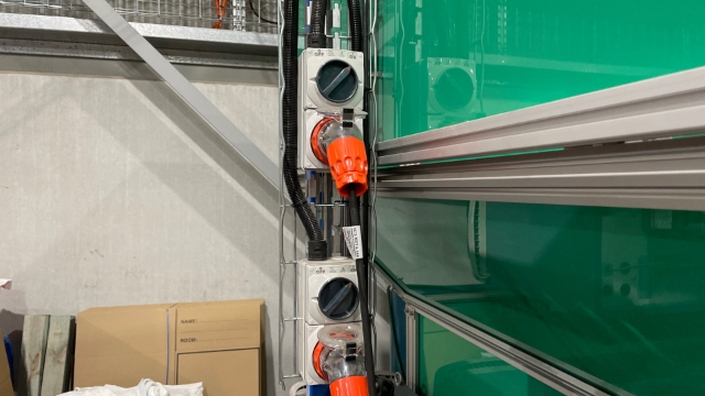 <p>Turn on the two main power switches.</p>