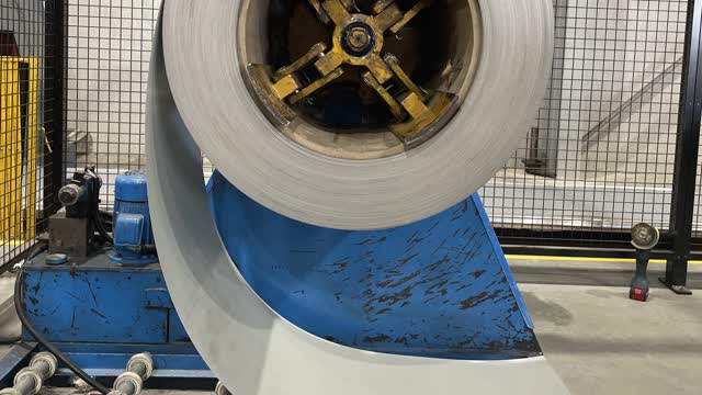 <p>Make sure coil is positioned like this, grey side up, white side down.</p>