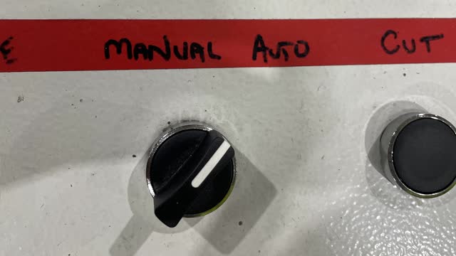 <p>Turn the switch to Auto.</p>