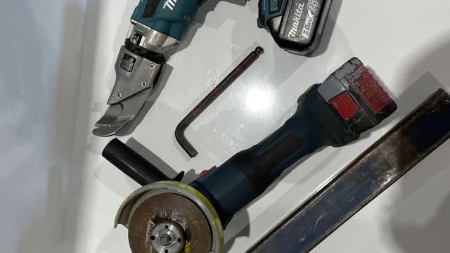 <p>Tools required: Forklift (you need to have a forklift licence to be able to use the fork lift, if you dont have a forklift licence then get some who does to move the coils for you), angle grinder and metal cutters.</p>