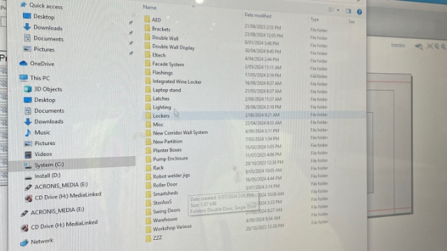 <p>Click on the file you need.</p>
