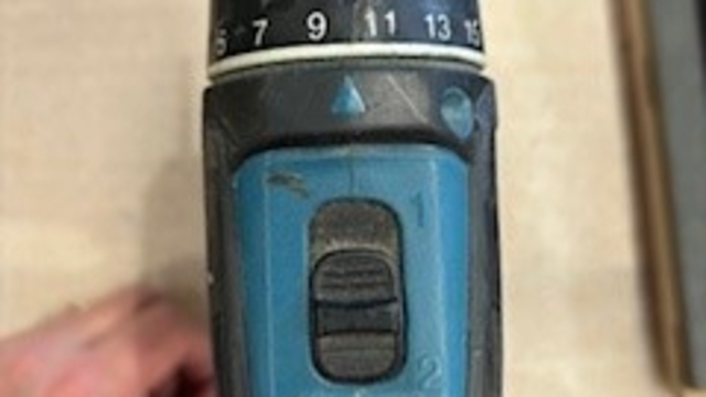 <p>Ensure Drill is set to speed 2 & 10 on the clutch setting.</p>