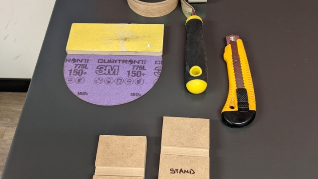 <p>Tools for process, roller, knife, sanding block, stands and edging tape.</p>
