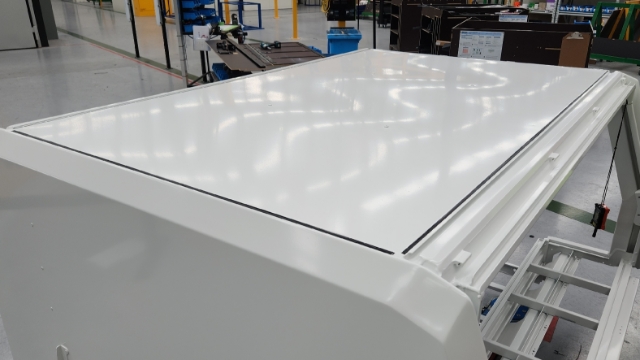 <p>Inspect edges for any lifting, excess sealant, short amounts etc</p>